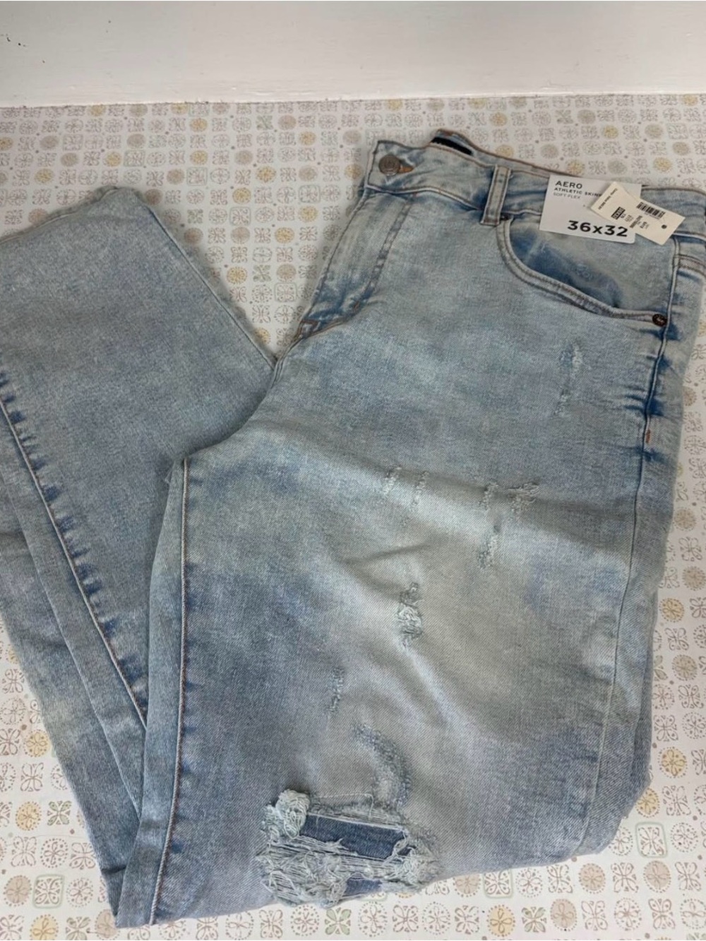 Aeropostale Distressed Men's Skinny Jeans